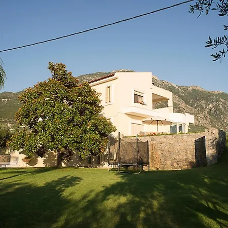 Apartment Maison De Oliviers, A Holiday Sanctuary Kalamata