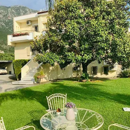 Maison De Oliviers, A Holiday Sanctuary